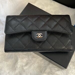 Chanel wallet cavier leather.